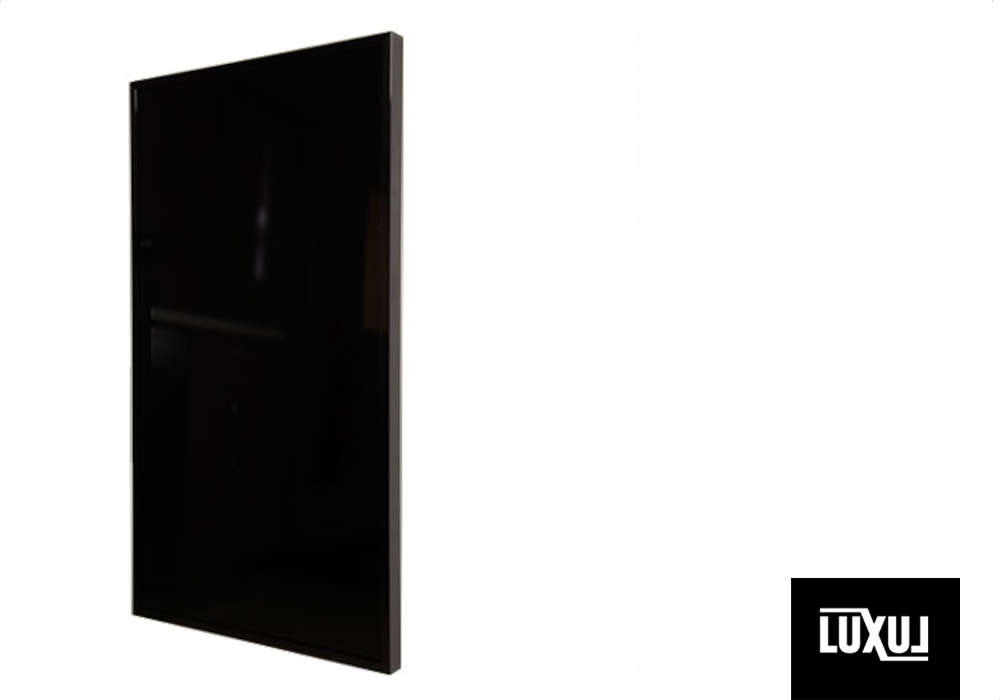Undrilled panel in black gloss aluminium frame with superblack safety glass insert